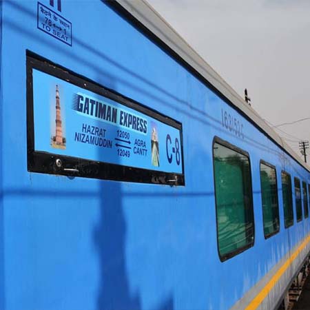 Taj Mahal Tour By Gatimaan Express Train